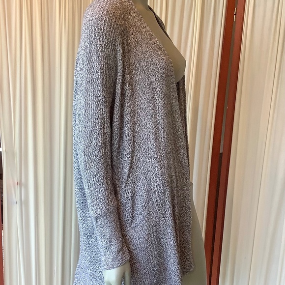 Express Women’s Gray Knit Open Cardigan Size Medium - Picture 3 of 8